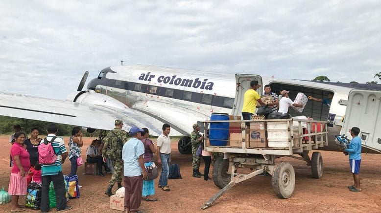 Kolumbien: DC3 Oldtimer versorgen den Regenwald