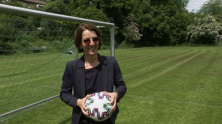 Die Frauenfußball-Chefin - Tatjana Haennis neues Leben in New York