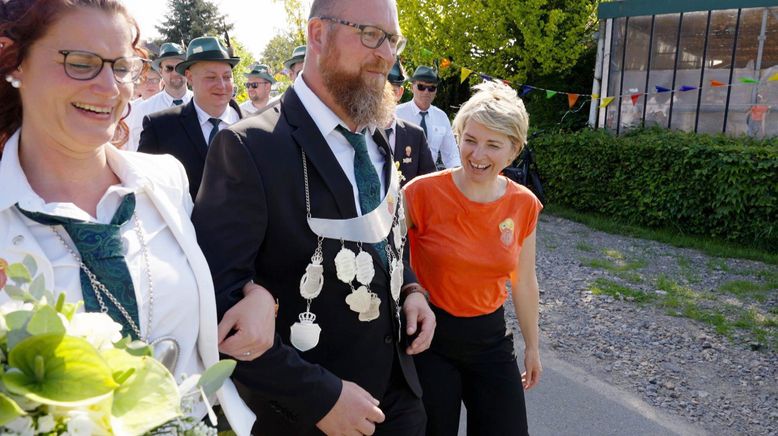 Sabine Heinrich umrundet NRW - Am Rand vom Land