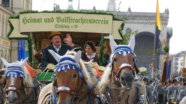 Oktoberfest Trachten- und Schützenzug 2024