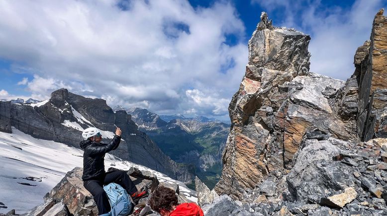 Bröckelnde Berge - Wie Kandersteg der Gefahr trotzt in Gebärdensprache