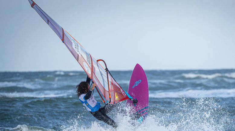 Sportclub Story - Hart am Wind