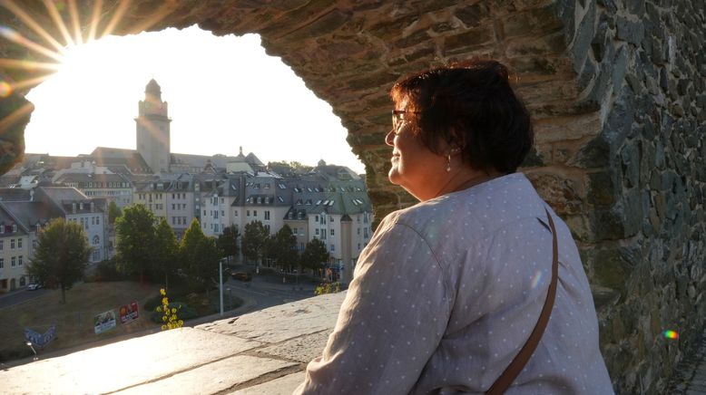 37°: Drei Frauen gegen Rechtsextremismus