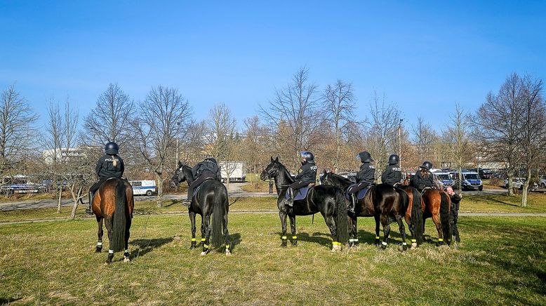 Sattelfest - Sachsens Polizeireiterstaffel im Einsatz