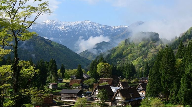 Zwischen Schluchten und Meer - Die Bahnen Toyamas