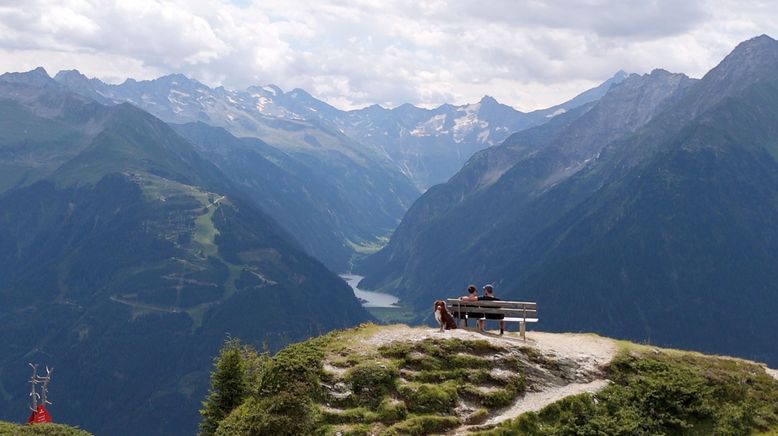 Die Tuxer Alpen im Jahreskreis