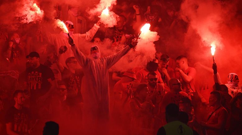 Inside Fankurve - Fans, Ultras, Hooligans