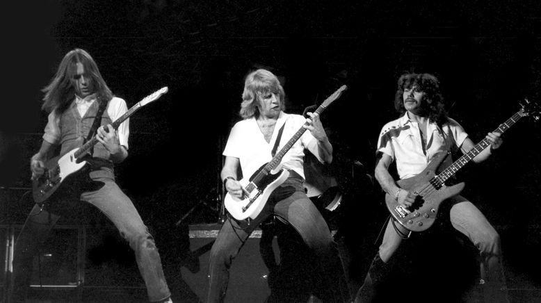 Status Quo - Rockin' All Over the World