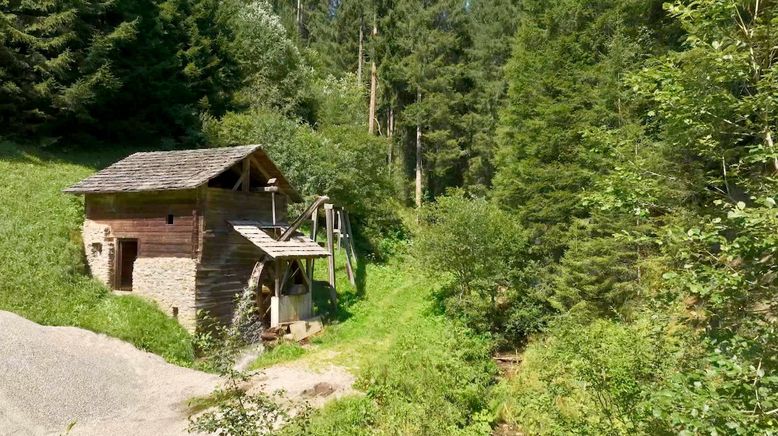 Almsommer rund um die Dolomiten