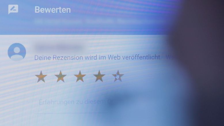 Fakten, Fakes und Kundentäuschung Die Macht der Internetbewertungen