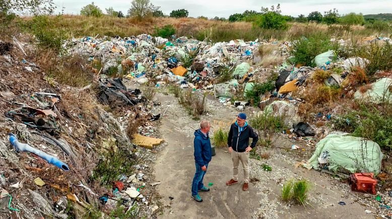 Illegale Müllberge in Güstrow