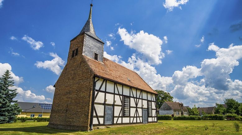 Lass die Kirche im Dorf! - Nutzung statt Verfall