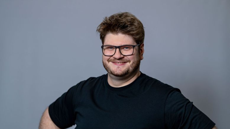 Jan Philipp Zymny: Quantenheilung durch Stand-up-Comedy