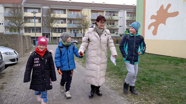 Helfende Hände in schweren Tagen