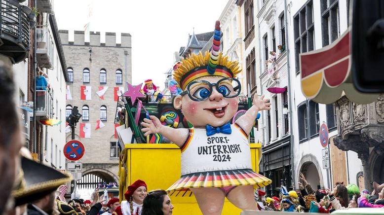 Karikaturen und Kamelle - Hinter den Kulissen des Kölner Rosenmontagszugs