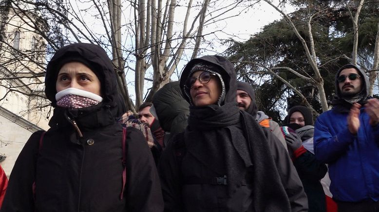 Proteste und Widerstand in Georgien - Eine Schweizerin in der Konfliktzone