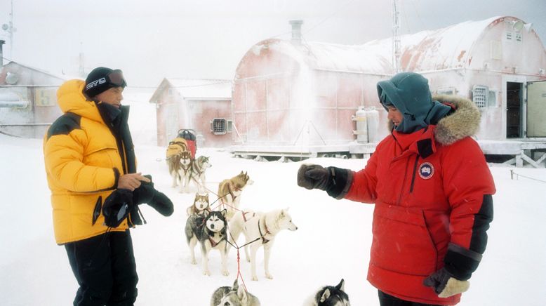 Antarctica - Gefangen im Eis