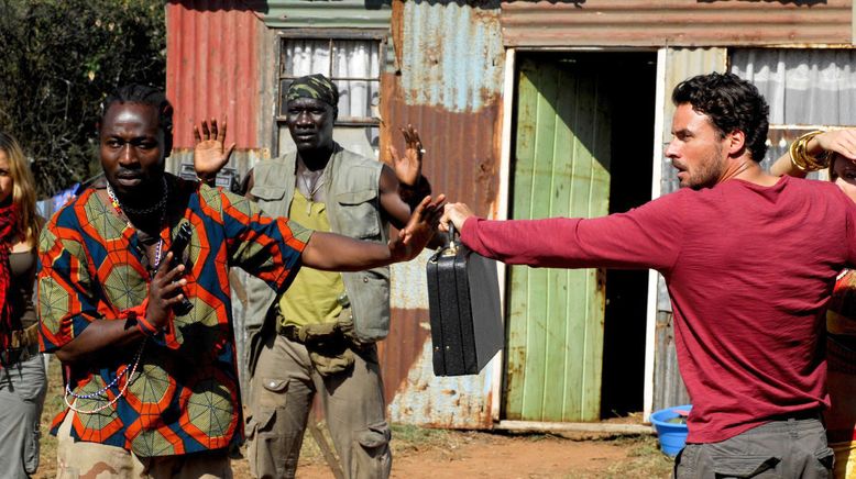 Im Brautkleid durch Afrika